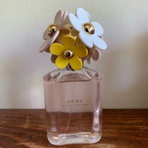 Daisy by Marc Jacobs Eau So Fresh Fragrance